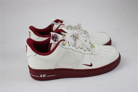 blazer mid  se property room