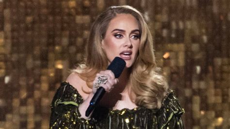 Adele In Las Vegas ist sie zu Tränen gerührt LIFEMAG