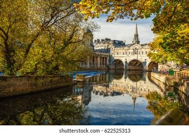 Pulteney Bridge River Avon Bath England Stock Photo 622525313 ...