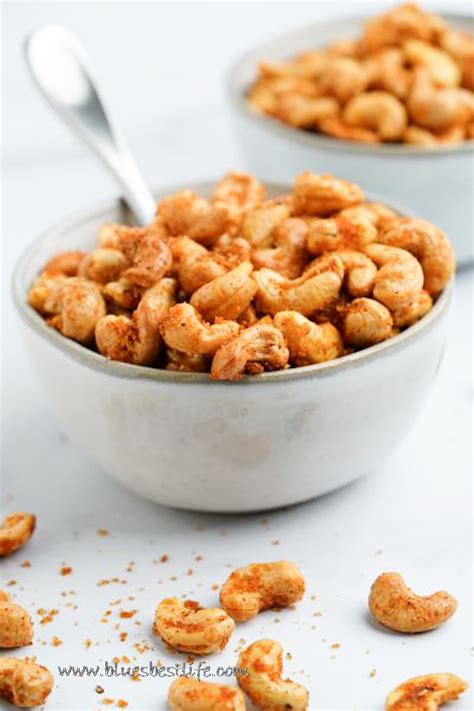 Sweet and Spicy Roasted Cashews {Great Holiday Gift Recipe!}