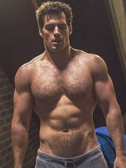 Pin By Trinidad Garc S On Henry Cavill Henry Cavill Shirtless Henry