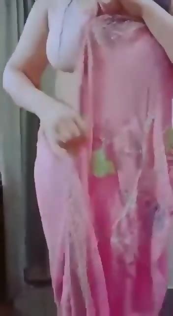 Sexy Girl Showing Big Boos And Pussy By Dance