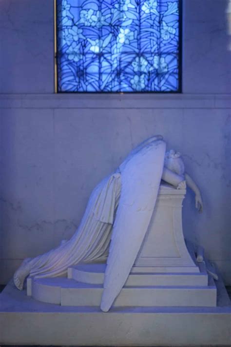 Crying dogs and flaming tombs at Metairie Cemetery, one of New Orleans