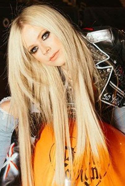 Avril Lavigne Lanza Una Nueva Edición De Let Go Su Disco Emblema