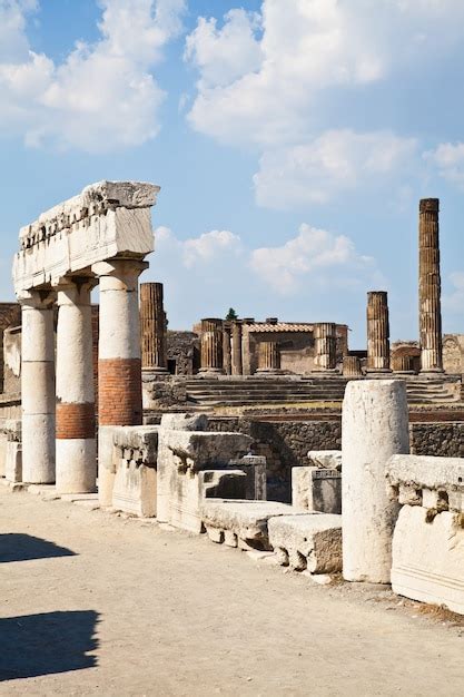 Premium Photo Detail Of Pompeii Site The City Of Was Destroyed And