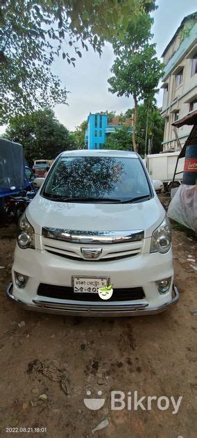 Toyota Noah Push Start For Sale In Agrabad Bikroy