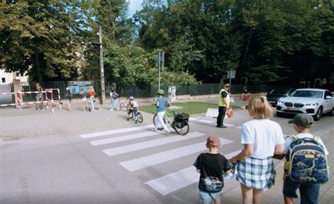 Dbamy O Bezpiecze Stwo Dzieci Przy Szko Ach Oficjalna Strona Miasta I