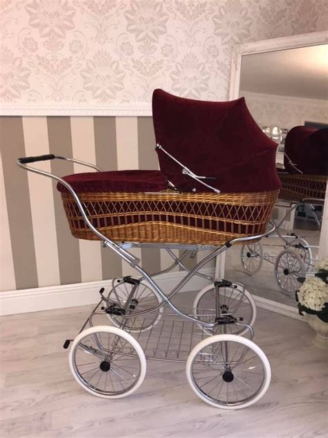 Pin von Sabina 1 auf Kočárek Alte kinderwagen Kinder wagen