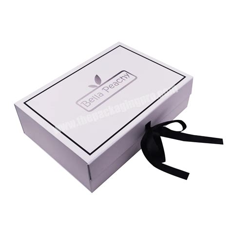 Customized Luxury Packaging Cardboard Magnetic White Gift Box With