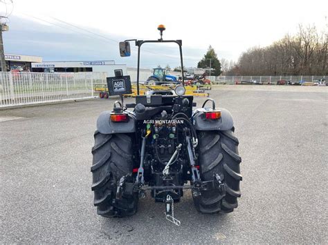 NEW HOLLAND T 4 100 LP D Occasion Tracteur Vigneron Fruitier 100 Ch