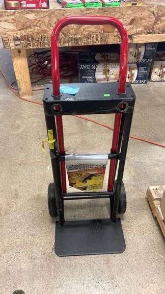 Milwaukee Lb Capacity Convertible Hand Truck Right Wheel Doesn