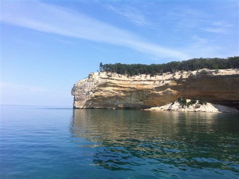Upper peninsula pictured rocks | Picture rocks, Favorite places