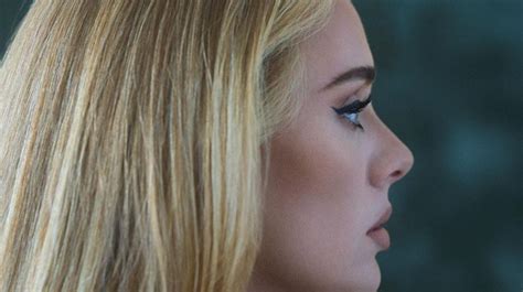 Milik Adele Berhasil Puncaki Billboard Album Chart Selama Minggu