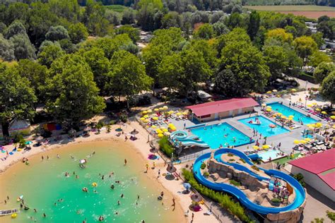 Camping Dr Me Et Toiles Avec Parc Aquatique Campings Luxe