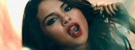 Selena Gomez - Come And Get It 1080p/720p HD Song Free Download - hd4world