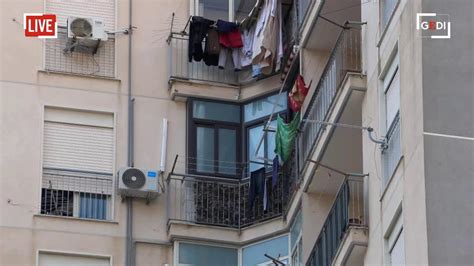 Catania Si Arrende Alla Polizia Luomo Che Si Era Barricato In Casa E