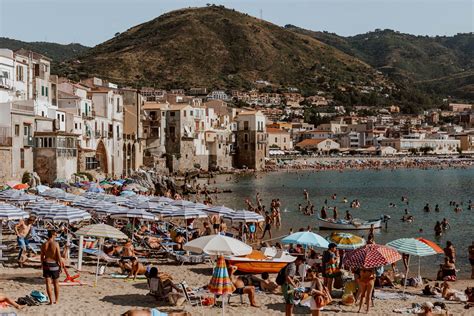 Art of The Italian Lido | How Beach Clubs in Italy Work — ALONG DUSTY ROADS