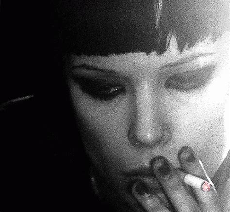 Crystal Castles Alice Glass GIF - Crystal Castles Alice Glass ...