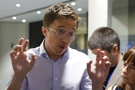 El juez deja en suspenso la causa contra Íñigo Errejón