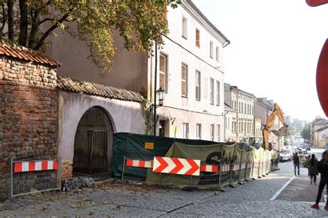 Tarn W Pozosta O Ci Historycznej Bramy Pilzne Skiej Odkopane Podczas