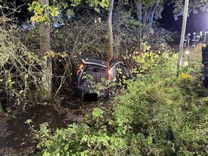 Unfall Auricher Straße in Wittmund 47 Jähriger fährt in Graben