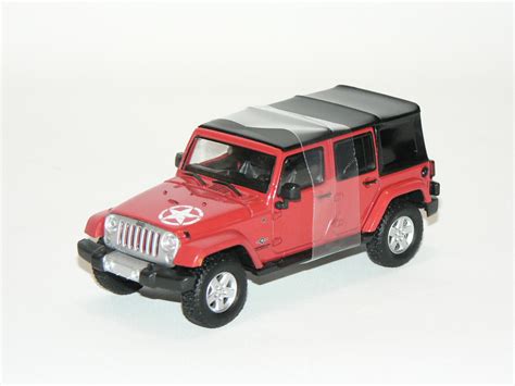 GL Modellbilar - Jeep Wrangler 4-Door Soft Top