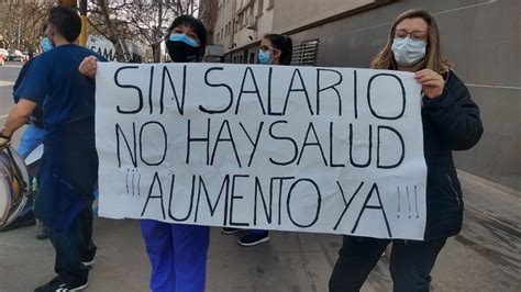 Manifestación Y Paro Del Personal De Sanidad En Mar Del Plata