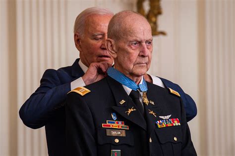 Vietnam War Helicopter Pilot Awarded Medal Of Honor For Pitch Black