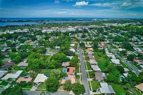 Gulf Gate Woods Homes For Sale Real Estate Sarasota Fl