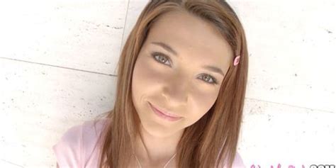 Givemepink Closeup Dildo Play With Alexis Brill Tnaflix