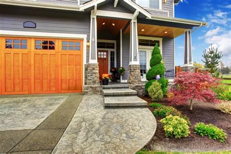 Maximizing Curb Appeal With Residential Paving Design And Maintenance