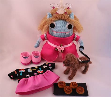 Life Legacy and Memorial Details for Helen Crawford 30