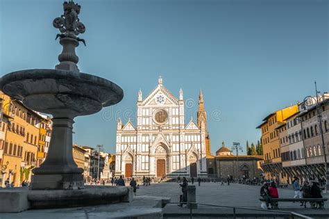 Piazza Santa Croce in Florence, Italy Editorial Stock Image - Image of ...