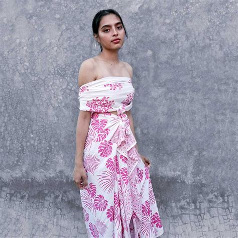 Batik Sarong Rayon Flamingo Senada Batik Bali