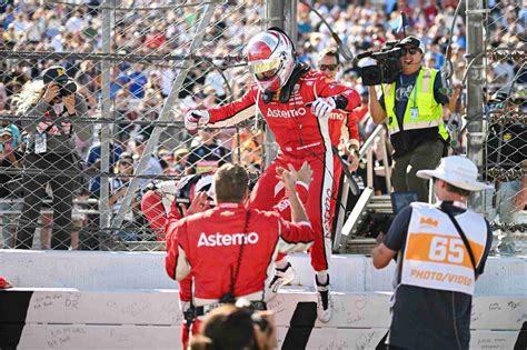 Josef Newgarden Wins Nashville Indycar Race To End 20 Race Drought
