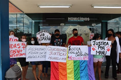 Protesto em frente a DHS Justiça por Manuela Otto 1 Flickr