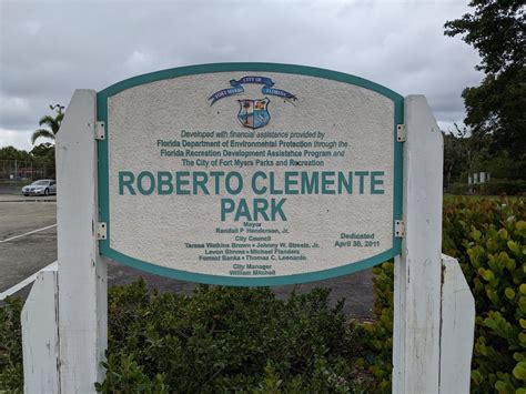 ROBERTO CLEMENTE PARK - Updated January 2025 - 3265 Dr Martin Luther ...