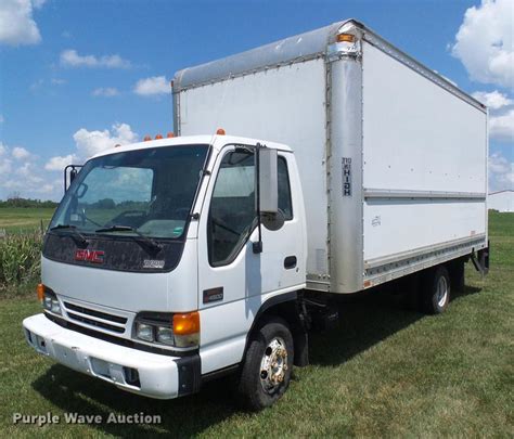 2005 Gmc W4500 Box Truck In Columbia Mo Item Dd8605 Sold Purple Wave