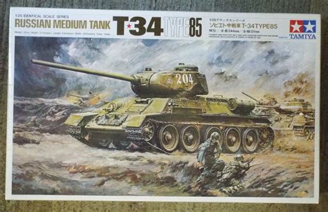 Military Tamiya 35138 1 35 Russian T34 85 Med Tank Plastic Model Kit