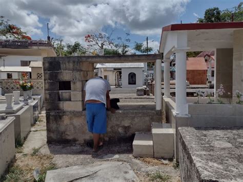 Habitantes de Felipe Carrillo Puerto evitan ir al panteón este Día de