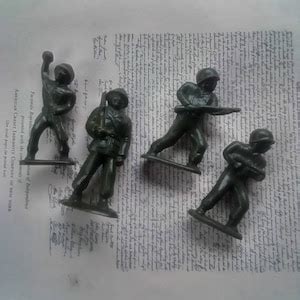 Vintage WW2 Toy Soldiers - Etsy