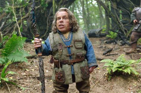 Willow Warwick Davis W Serialowej Kontynuacji Kultowego Filmu