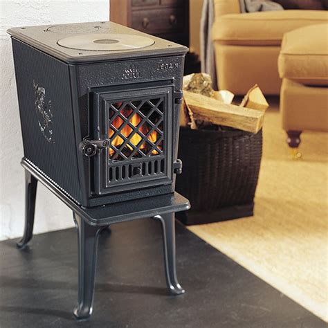 Jotul F 602 v3 "Little Giant" Wood Stove with Fusion technology ...