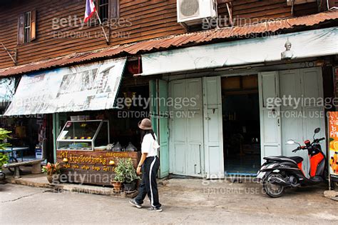 Trokrongya Or Rongya Alley Sakae Krang Walking Street Old Market At