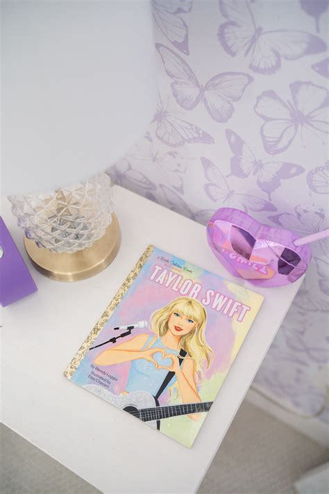 Modern Purple Bedroom Decor for Girls - Unique Ideas You Will Love!