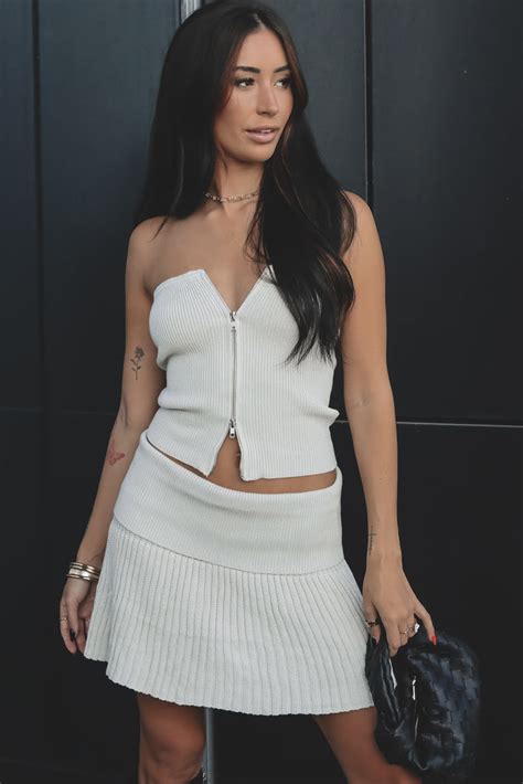 Tops – Page 2 – Amazing Lace