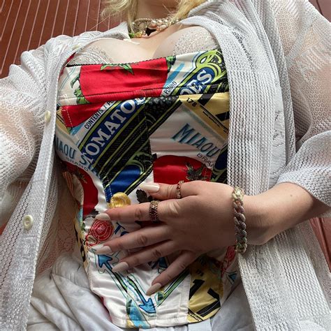 Billie Eilish Hot Sexy Gorgeous Pictures Bollywoodfever