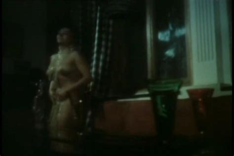 Naked Diana Lorys In Les Cauchemars Naissent La Nuit