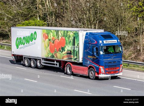 Volvo Fh500 Trucks Hi Res Stock Photography And Images Alamy