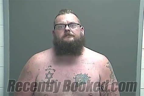 Recent Booking Mugshot For Thomas Robert Bland In Knox County Indiana